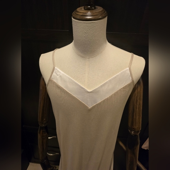 Frette New w/Tags Spring 2024 Long  Nightgown Pajamas Beige/ White Satin - Picture 4 of 12